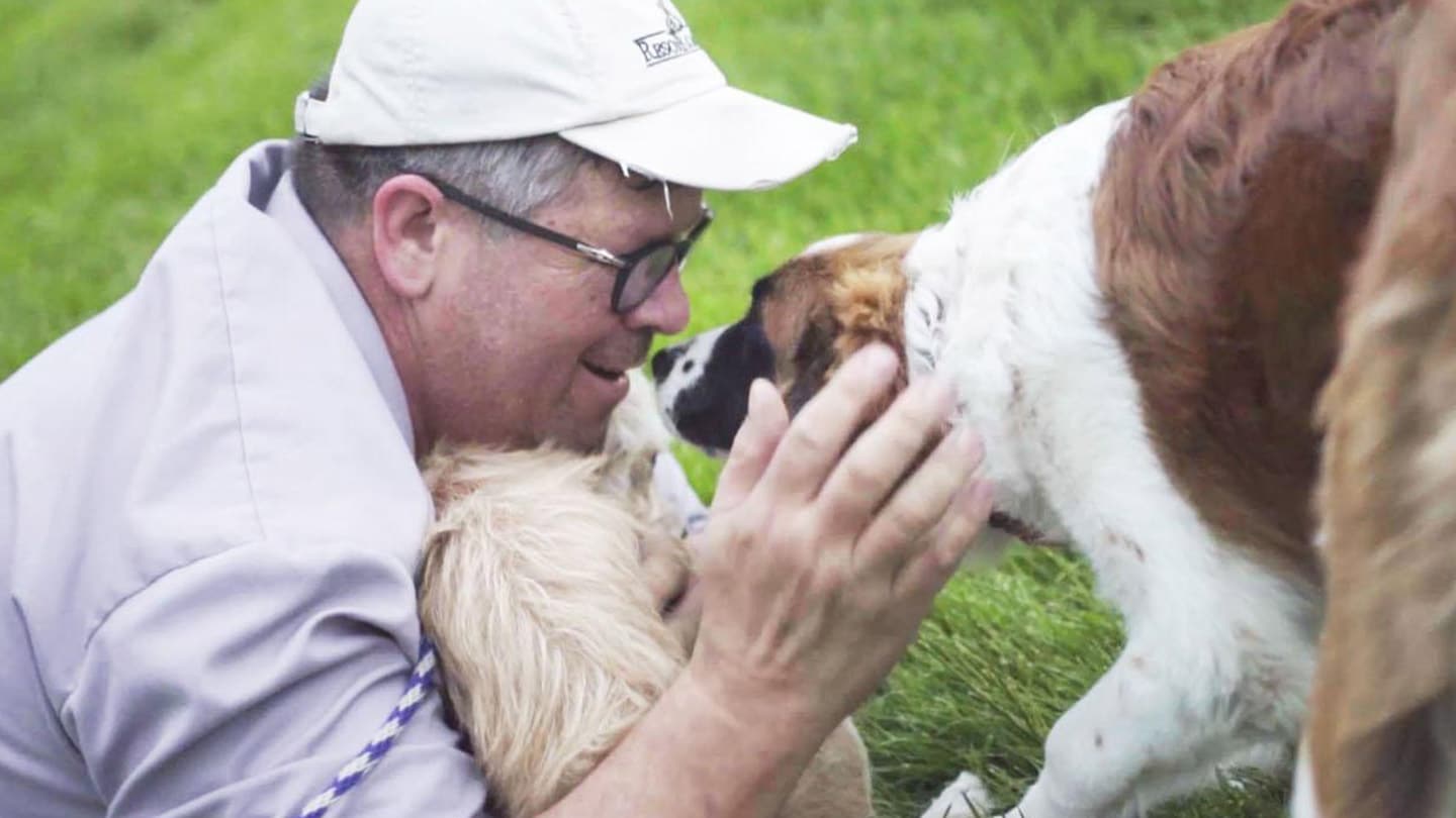 Meet an Unlikely Hero Helping Dogs Reach Loving Homes
